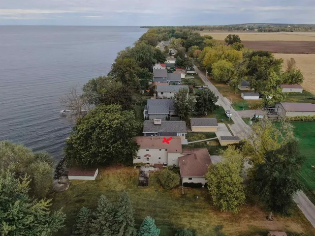 $675,000 | N1637 Gladwater Beach Road, Malone, WI 53049