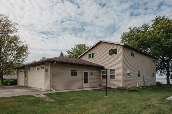 $675,000 | N1637 Gladwater Beach Road, Malone, WI 53049