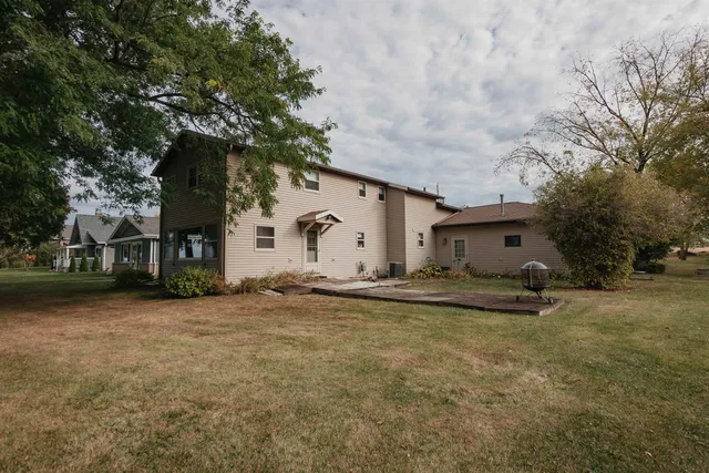 $675,000 | N1637 Gladwater Beach Road, Malone, WI 53049