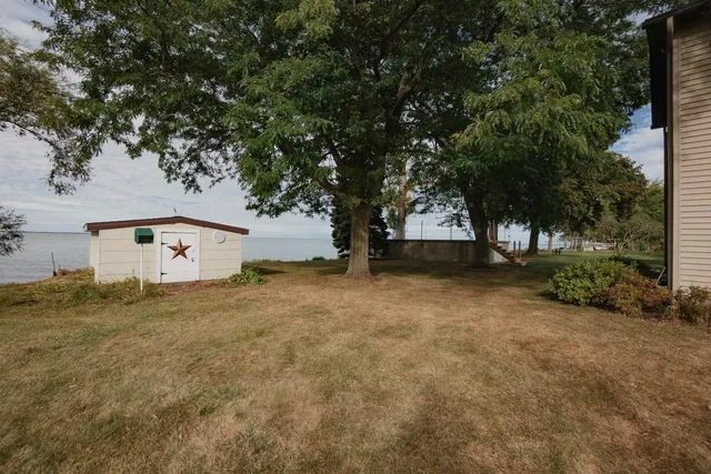 $675,000 | N1637 Gladwater Beach Road, Malone, WI 53049