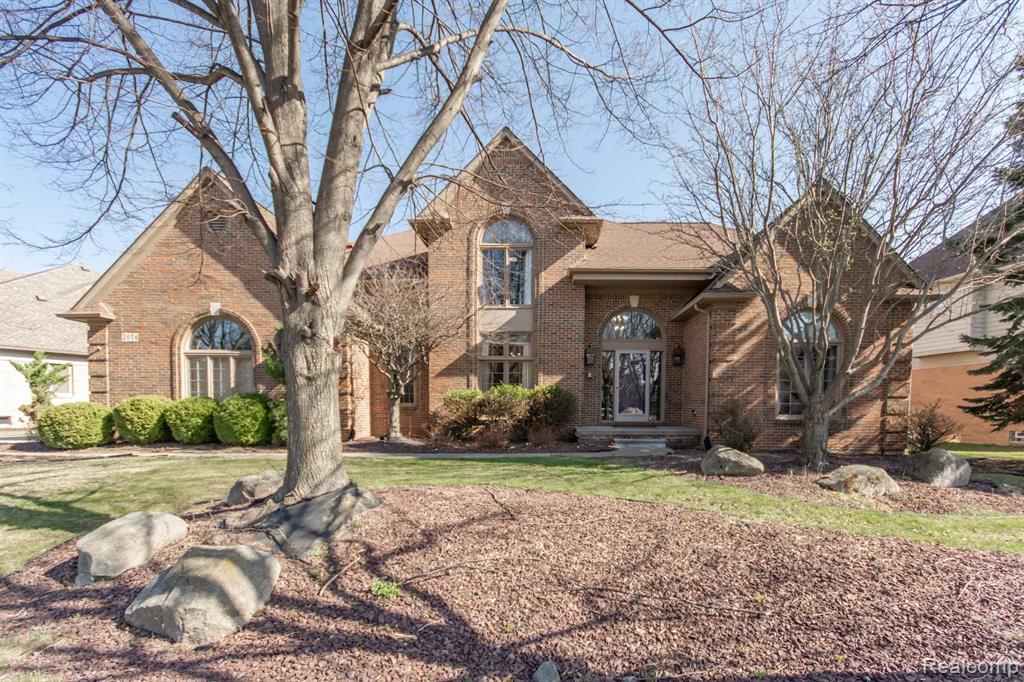 2074 Mapleridge Road Rochester Hills, MI 48309 - Photo 1 of 48