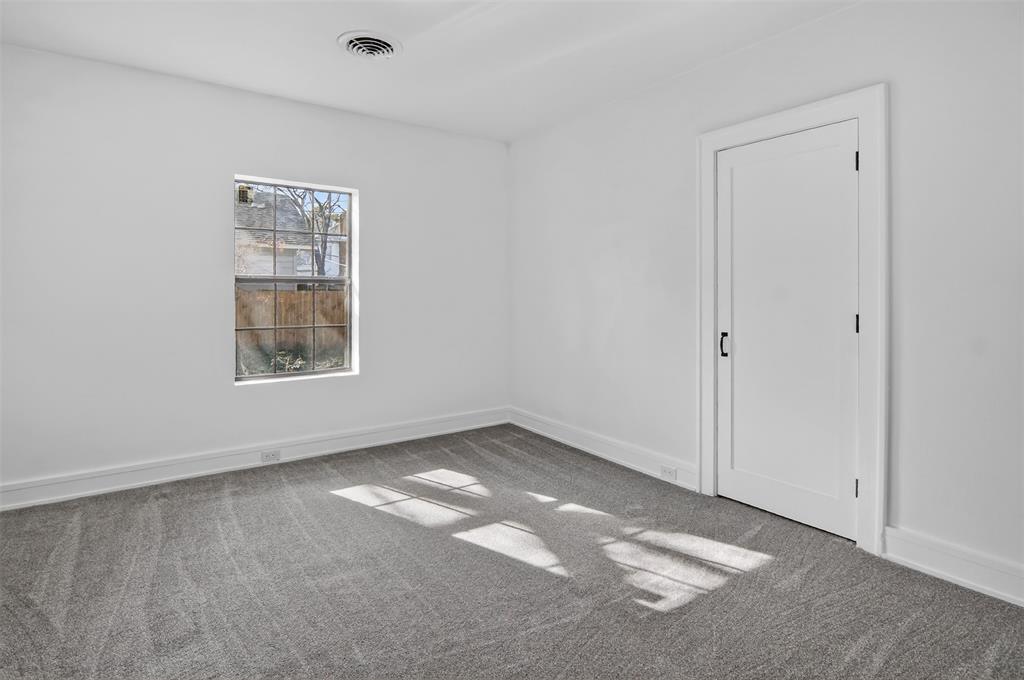 2218 Lynnhaven Road Fort Worth, TX 76103 - Photo 26 of 37 an empty room with windows