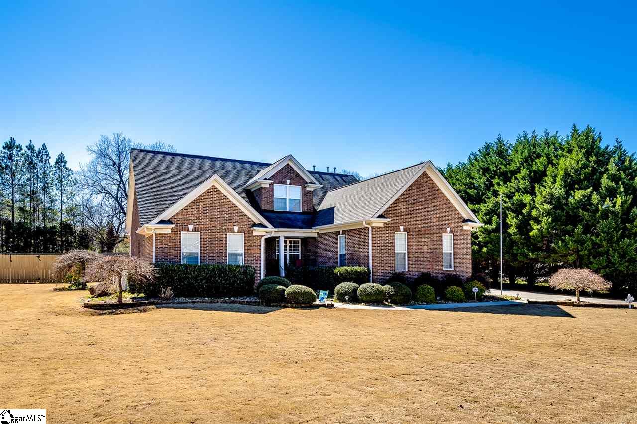 103 Quercus Run Fountain Inn, SC 29644 - Photo 2 of 27