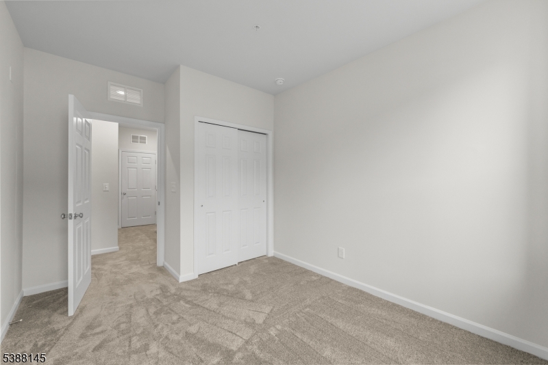 4 Sadie Circle, Unit 4103 Union, NJ 07083 - Photo 19 of 41