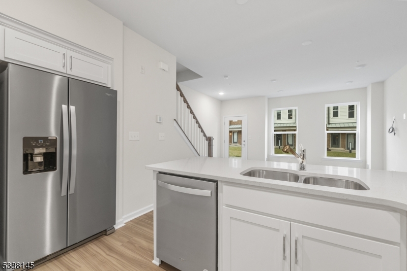 4 Sadie Circle, Unit 4103 Union, NJ 07083 - Photo 5 of 41