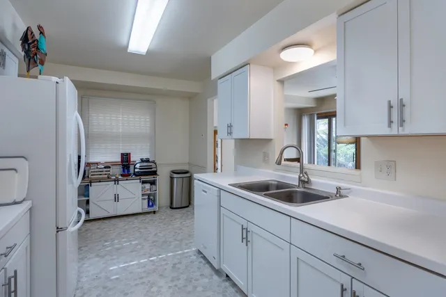 $295,000 | 2219 Elizabeth Street, Janesville, WI 53548