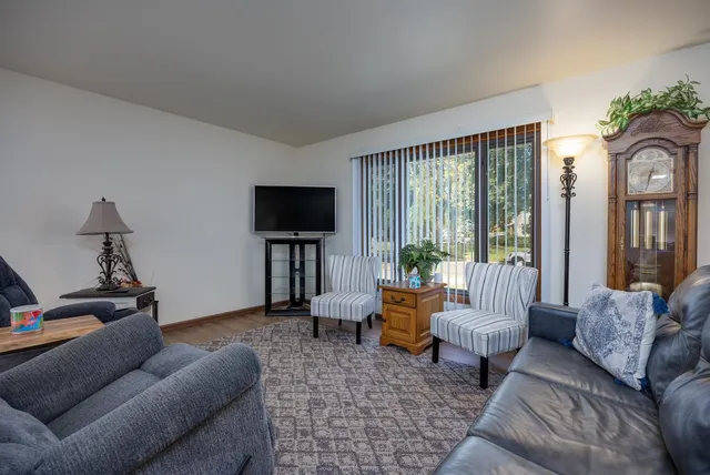 $295,000 | 2219 Elizabeth Street, Janesville, WI 53548