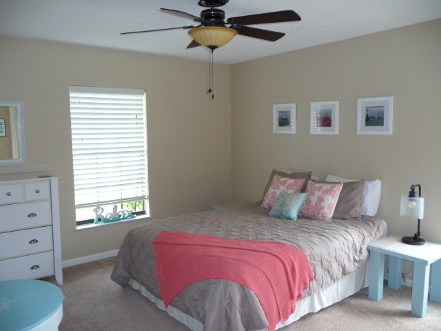 125 Main Street Sebastian, FL 32958 - Photo 6 of 25 a bedroom with a bed and a window