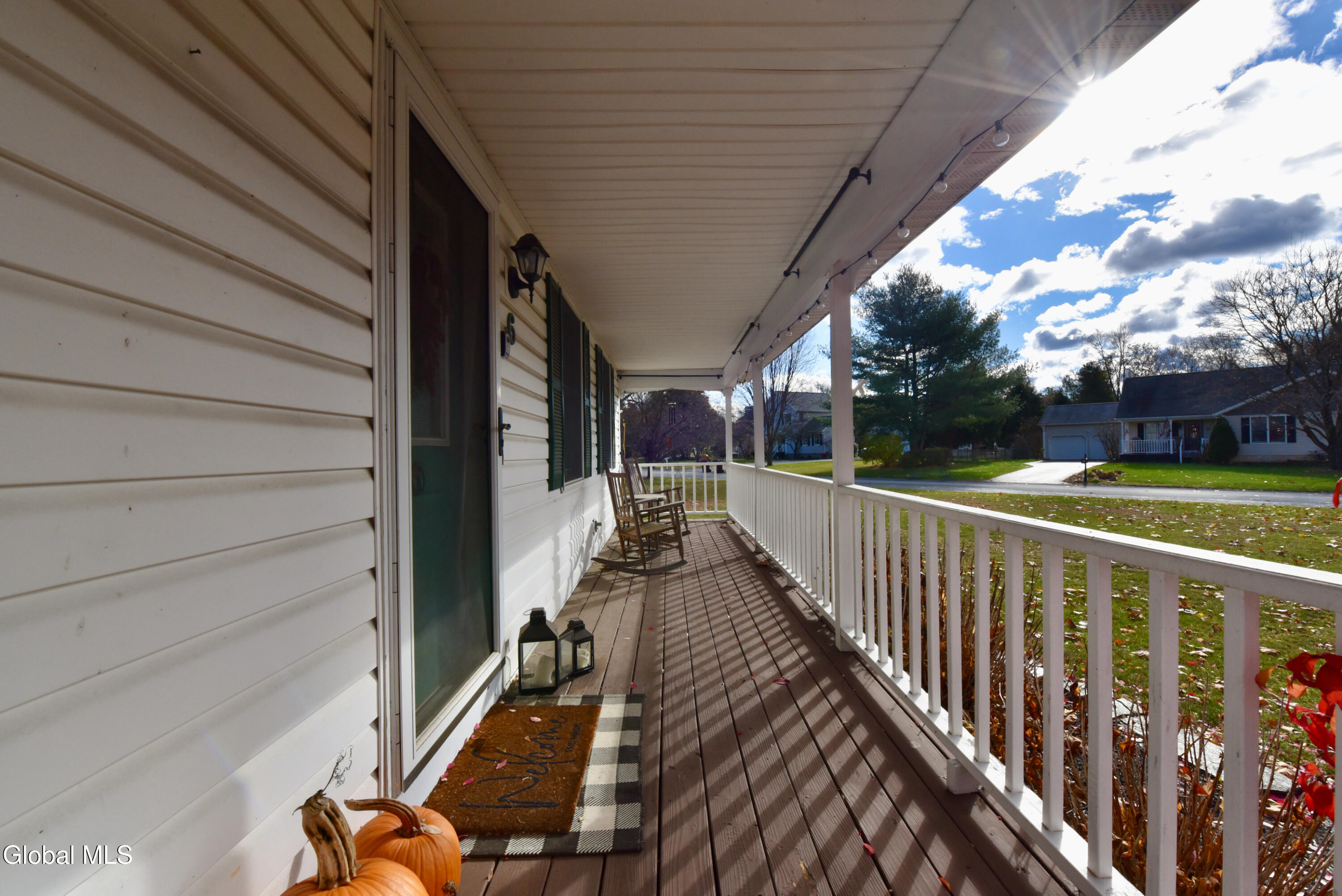 6 Kings Mills Road Wilton, NY 12831 - Photo 4 of 50 8