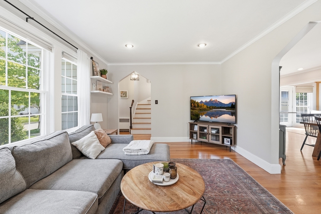 16 Bay State Road Worcester, MA 01606 - Photo 7 of 42