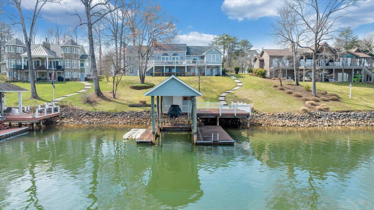 110 Windward Drive Moneta, VA 24121 - Photo 1 of 134 Lakeside