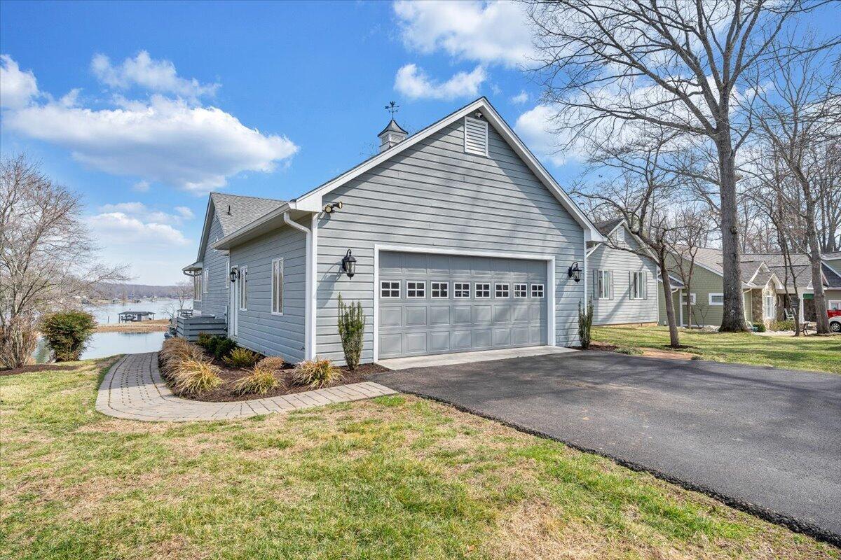 110 Windward Drive Moneta, VA 24121 - Photo 100 of 134 Front