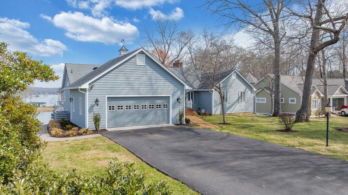 110 Windward Drive Moneta, VA 24121 - Photo 106 of 134 Front