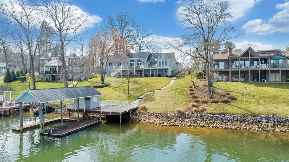 110 Windward Drive Moneta, VA 24121 - Photo 116 of 134 Aerial