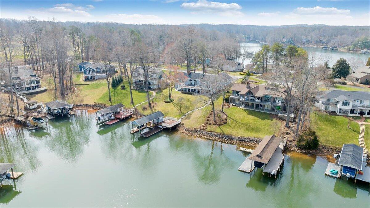 110 Windward Drive Moneta, VA 24121 - Photo 120 of 134 Aerial