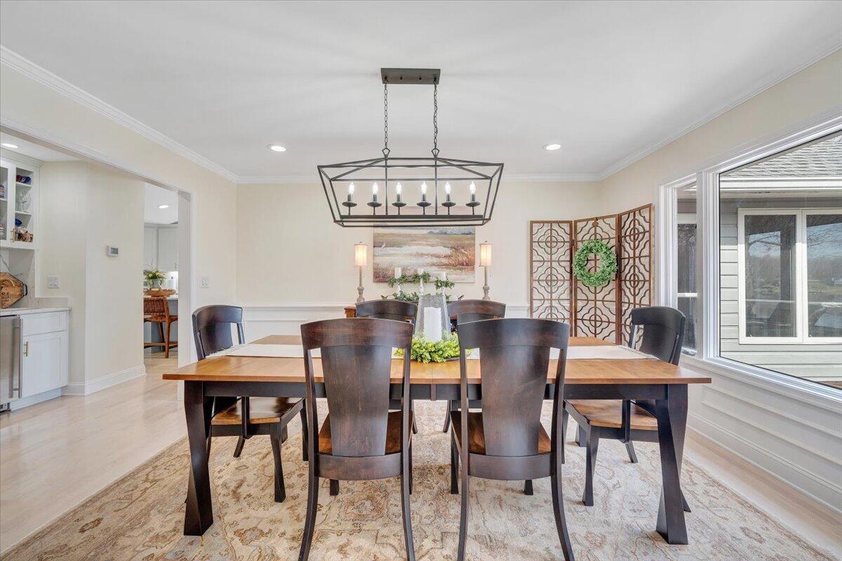 110 Windward Drive Moneta, VA 24121 - Photo 22 of 134 Dining Room