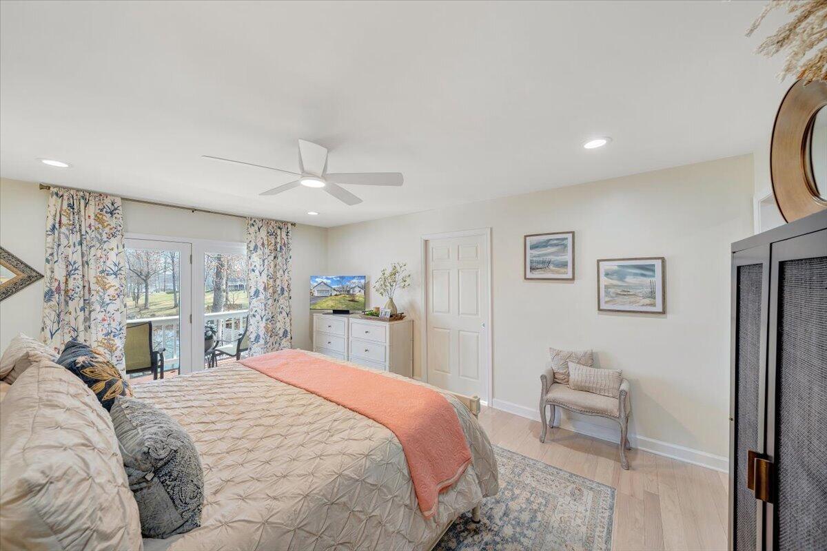 110 Windward Drive Moneta, VA 24121 - Photo 47 of 134 Primary