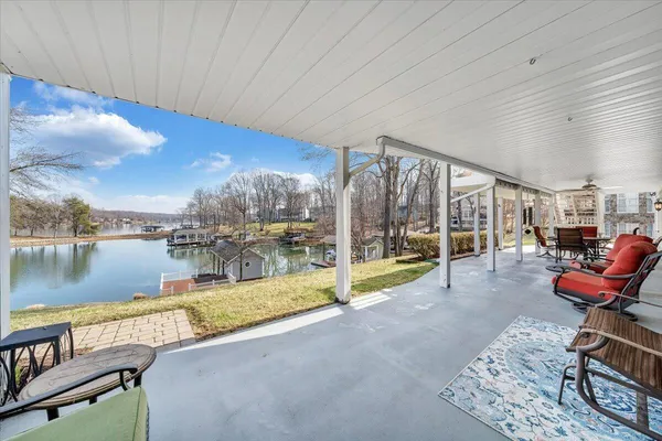 $2,075,000 | 110 Windward Drive, Moneta, VA 24121