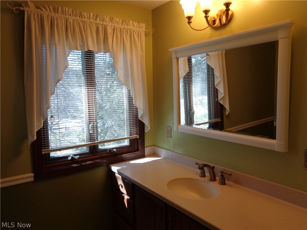 13871 Watt Road Novelty, OH 44072 - Photo 20 of 32 Gallery Image 20