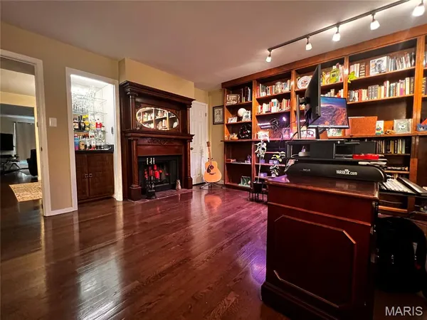 $279,900 | 539 Colebrook Drive, Unit B, Webster Groves, MO 63119