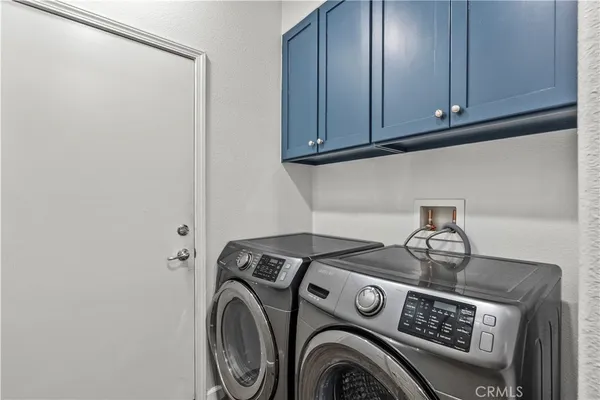 $780,000 | 19904 Holly Drive, Saugus, CA 91350