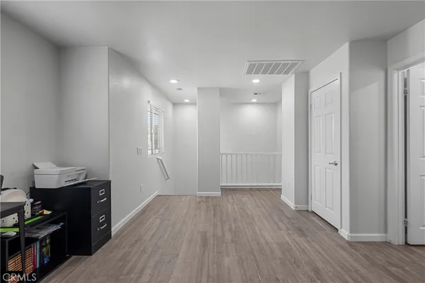 $780,000 | 19904 Holly Drive, Saugus, CA 91350