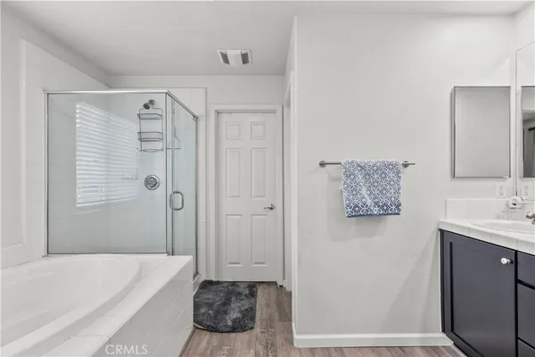 $780,000 | 19904 Holly Drive, Saugus, CA 91350