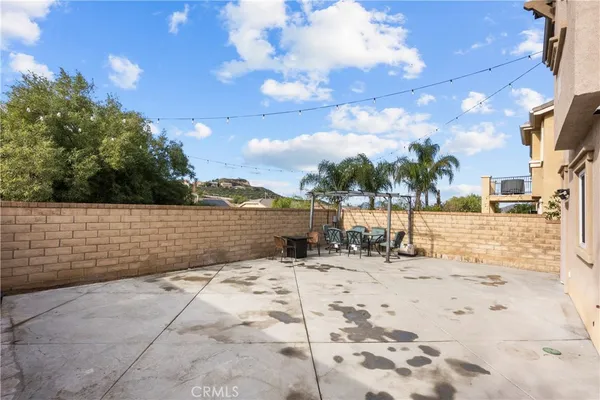 $780,000 | 19904 Holly Drive, Saugus, CA 91350