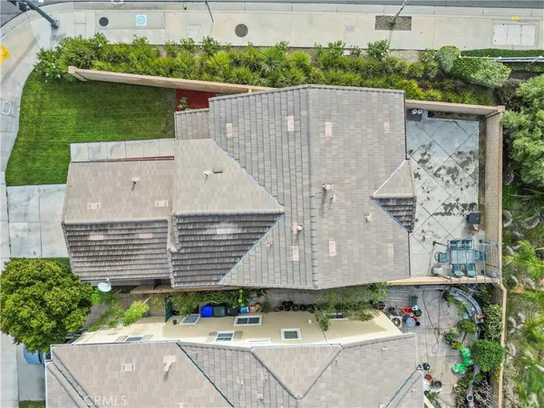 $780,000 | 19904 Holly Drive, Saugus, CA 91350