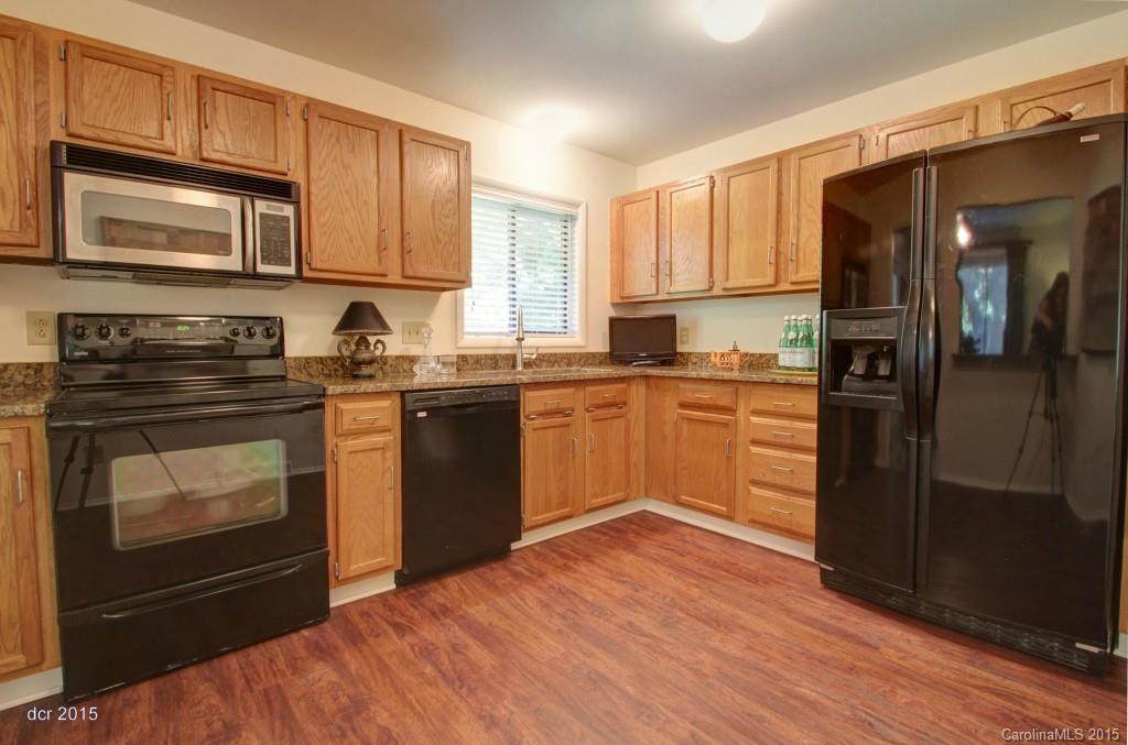 413 Morning Dale Road Matthews, NC 28105 - Photo 9 of 24 Gallery Image 9