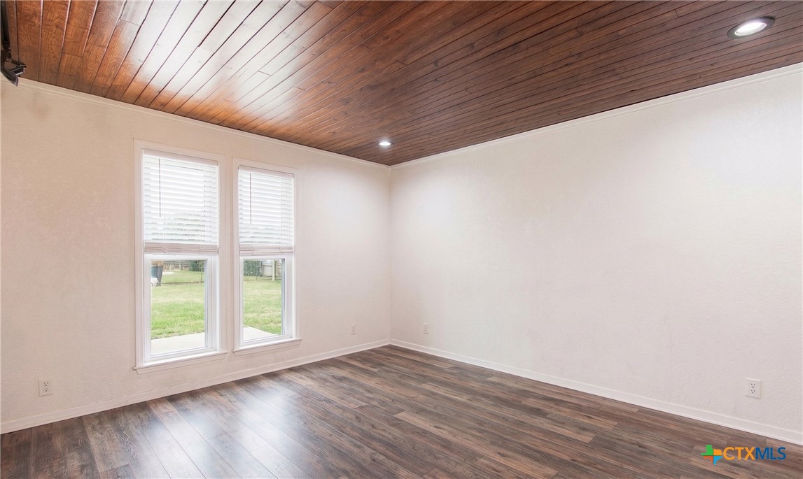 4512 Briar Cliff Road Temple, TX 76502 - Photo 2 of 20 "Bonus room"