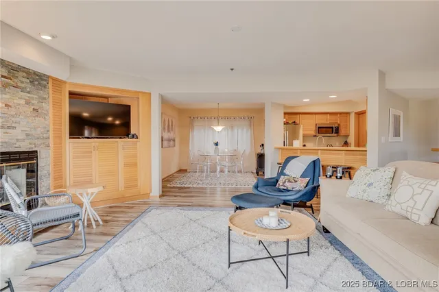 $375,000 | 120 Cedar Court, Unit 1A, Lake Ozark, MO 65049