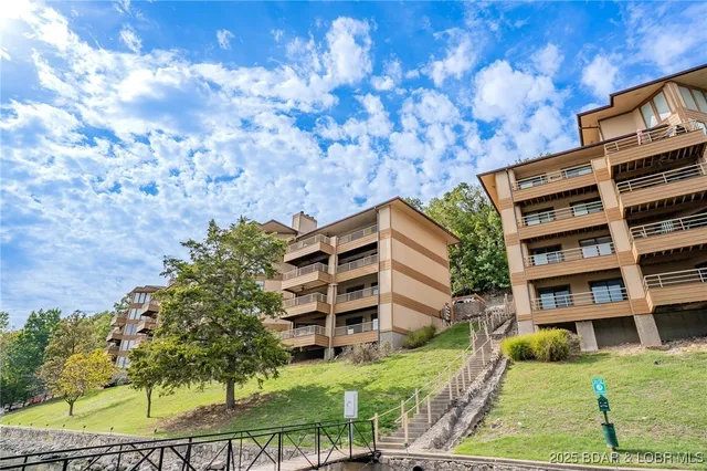 $375,000 | 120 Cedar Court, Unit 1A, Lake Ozark, MO 65049