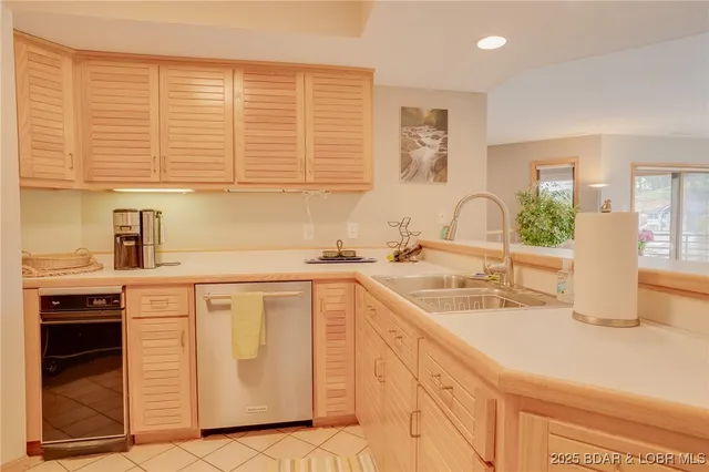 $375,000 | 120 Cedar Court, Unit 1A, Lake Ozark, MO 65049