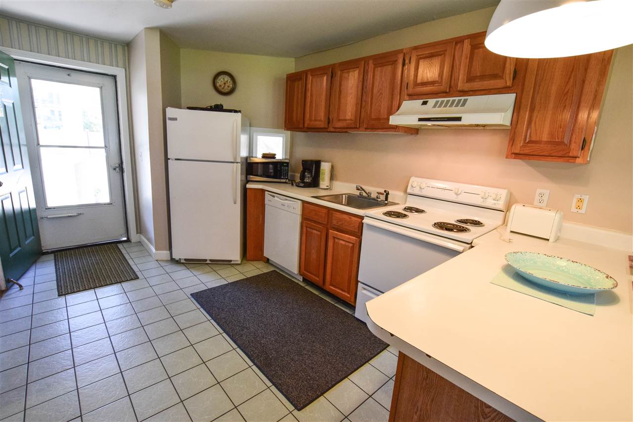 115 Weirs Road, Unit 104B Gilford, NH 03249 - Photo 10 of 28