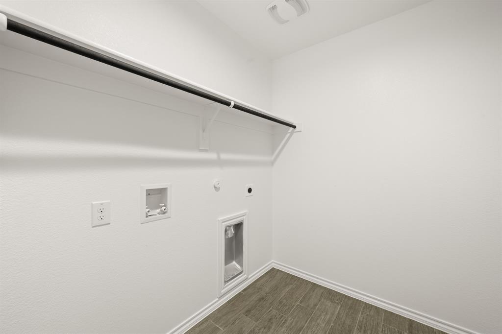 2629 Streamside Drive Burleson, TX 76028 - Photo 15 of 40 2629 Streamside- Utility-1