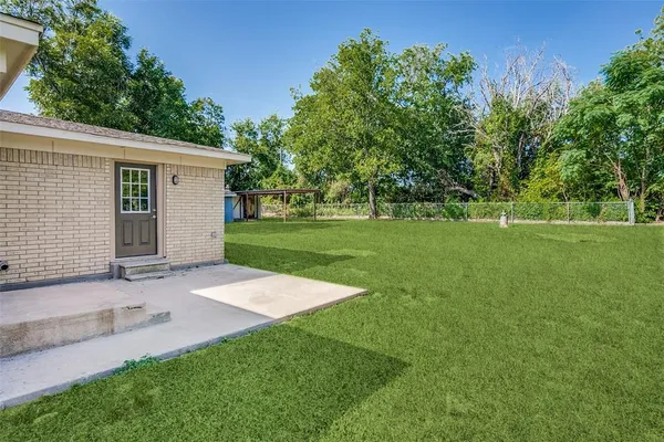 $2,795 | 107 North Cherry Lane, Granbury, TX 76048
