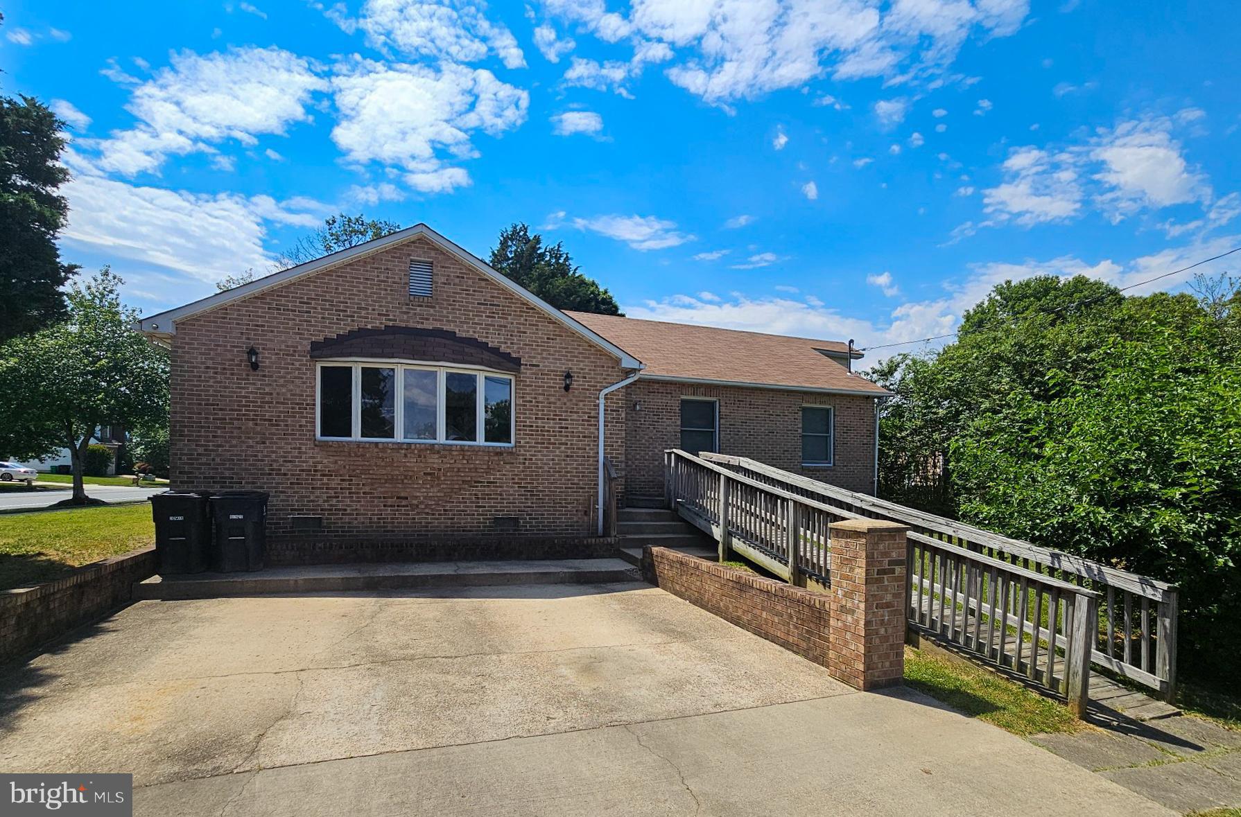 11205 Old Fort Road Fort Washington, MD 20744 - Photo 1 of 24 Gallery Image 1