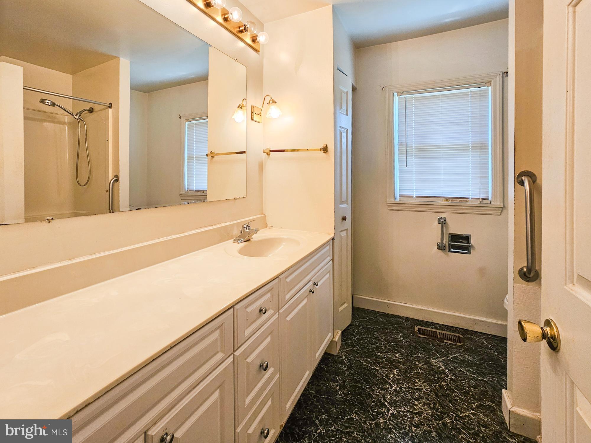 11205 Old Fort Road Fort Washington, MD 20744 - Photo 17 of 24 Gallery Image 17