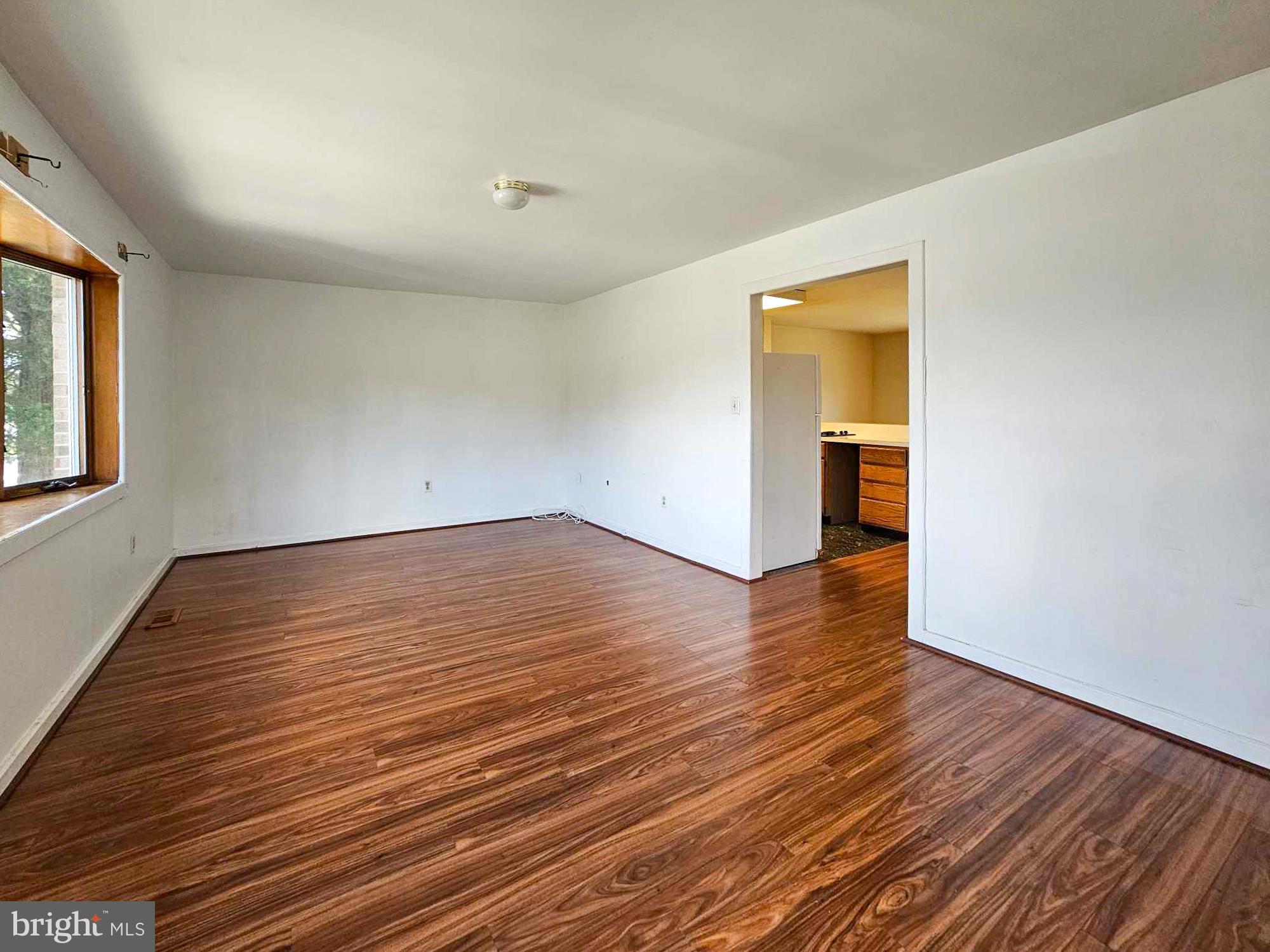 11205 Old Fort Road Fort Washington, MD 20744 - Photo 3 of 24 Gallery Image 3