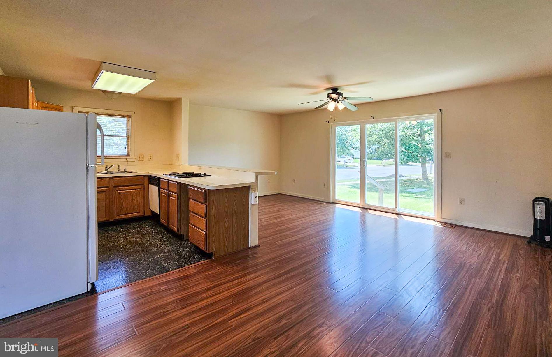 11205 Old Fort Road Fort Washington, MD 20744 - Photo 7 of 24 Gallery Image 7