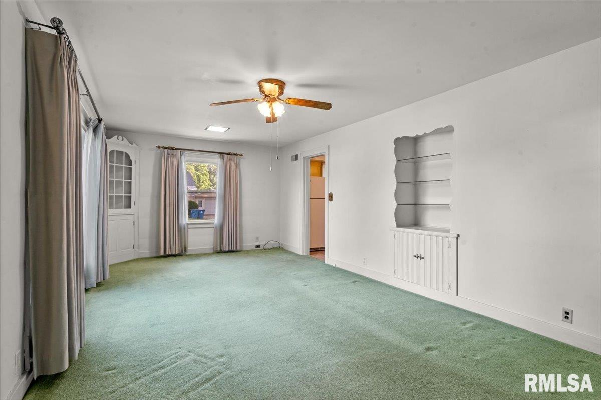 1939 Dial Court Springfield, IL 62704 - Photo 3 of 37