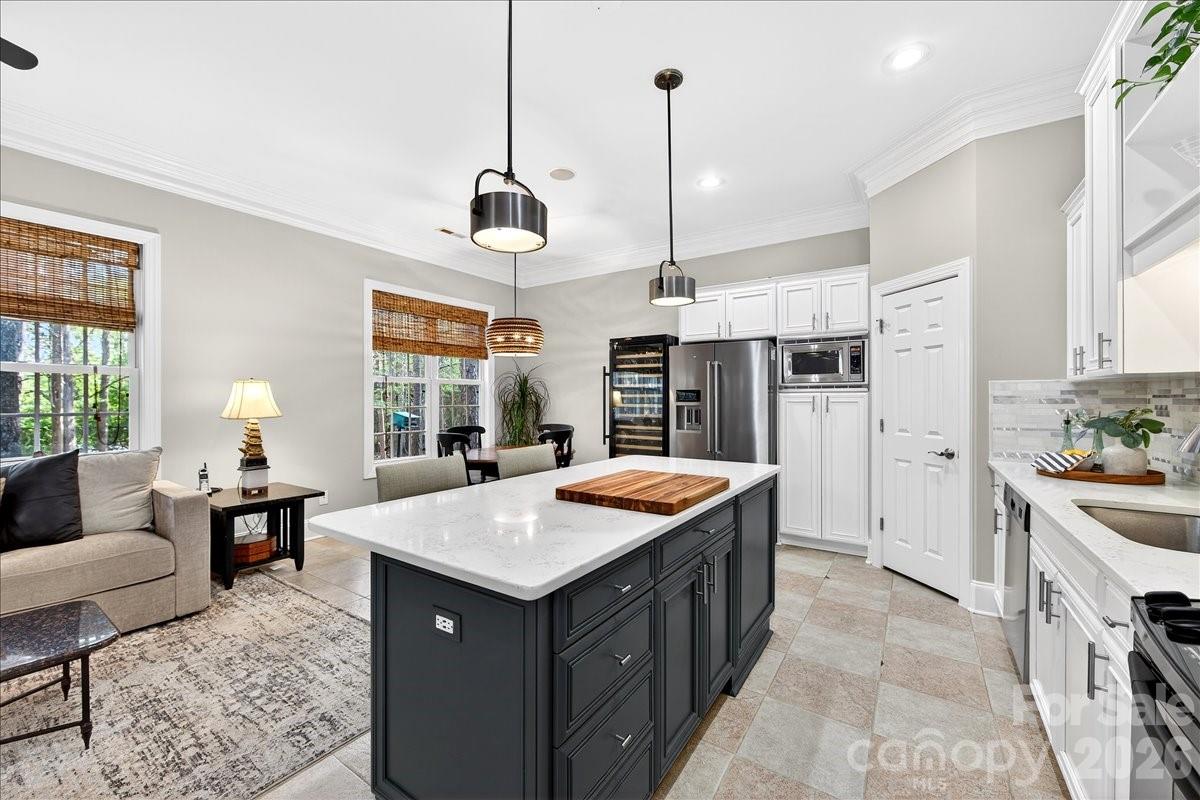 6415 Wakehurst Road Charlotte, NC 28226 - Photo 18 of 47