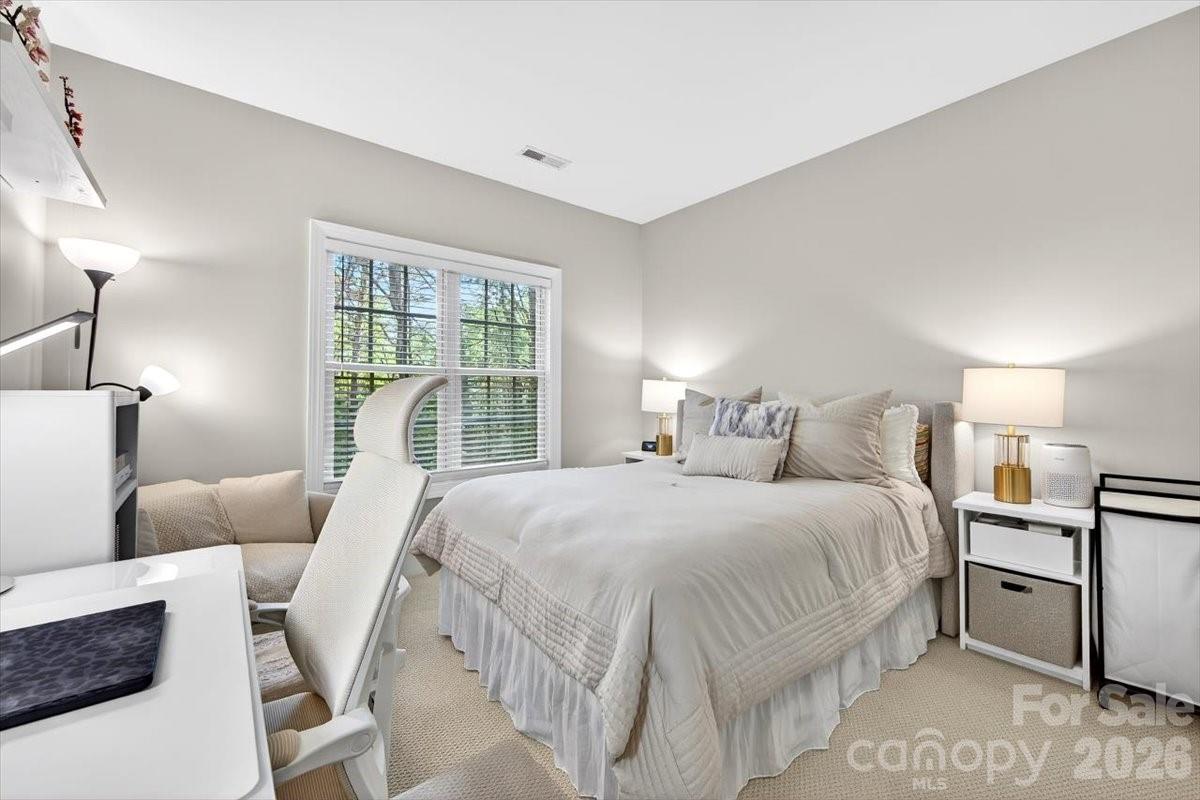 6415 Wakehurst Road Charlotte, NC 28226 - Photo 36 of 47