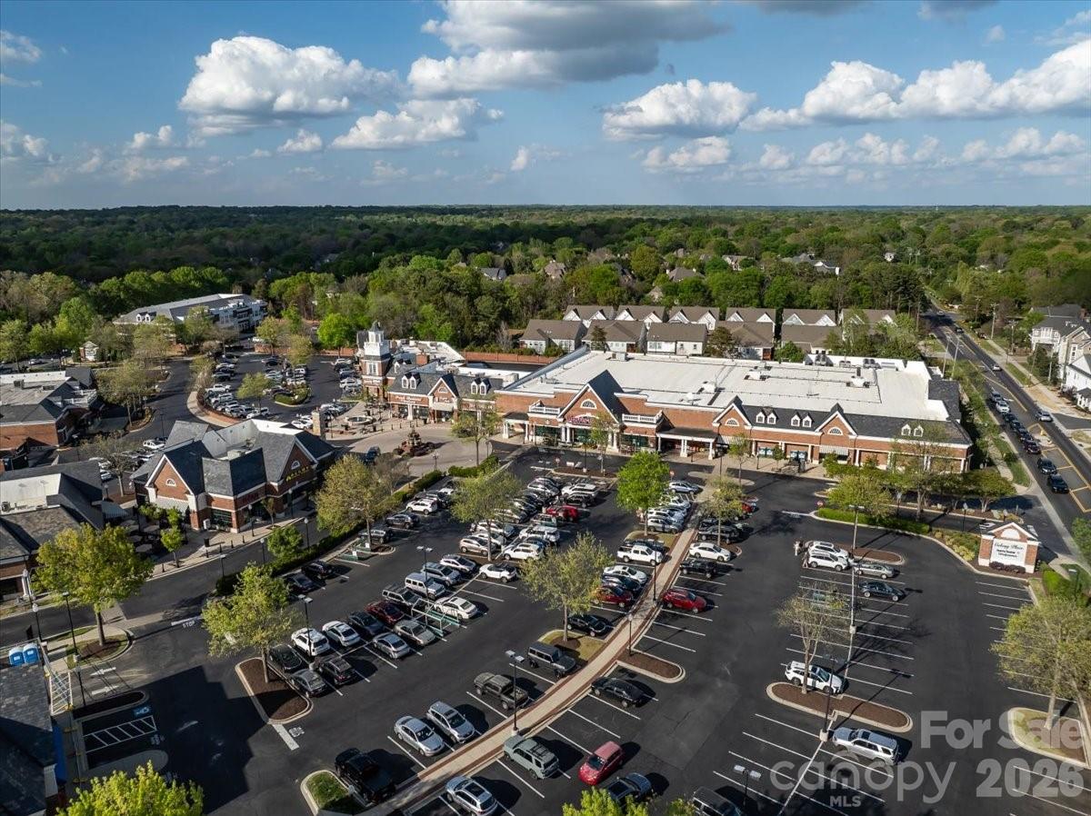 6415 Wakehurst Road Charlotte, NC 28226 - Photo 48 of 48 a view of a city