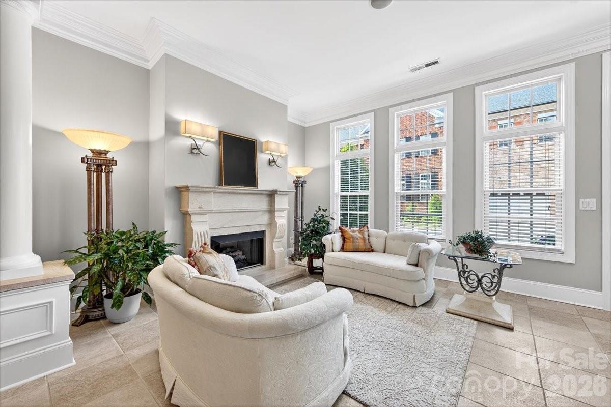 6415 Wakehurst Road Charlotte, NC 28226 - Photo 8 of 47