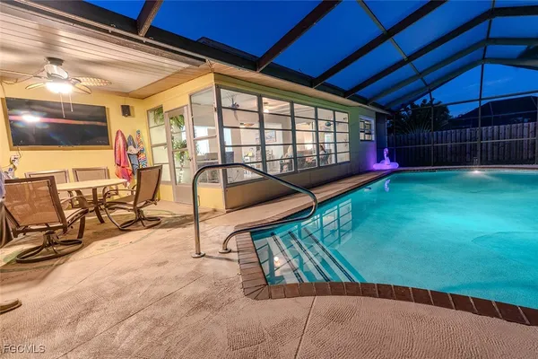 $699,000 | 220 Albatross Street, Fort Myers Beach, FL 33931