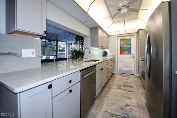 $699,000 | 220 Albatross Street, Fort Myers Beach, FL 33931