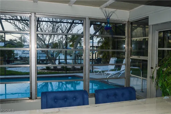 $699,000 | 220 Albatross Street, Fort Myers Beach, FL 33931