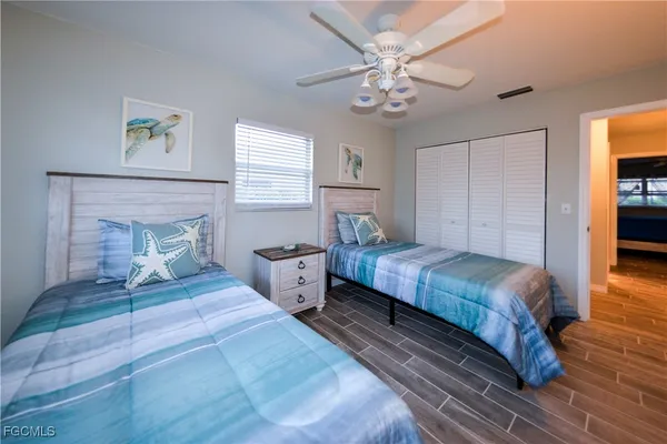 $699,000 | 220 Albatross Street, Fort Myers Beach, FL 33931